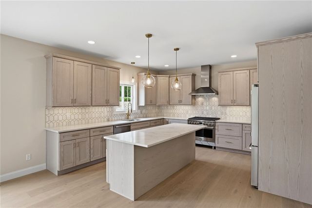 413 New River Road, Lincoln, RI 02838