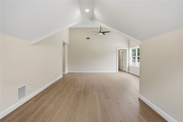 413 New River Road, Lincoln, RI 02838