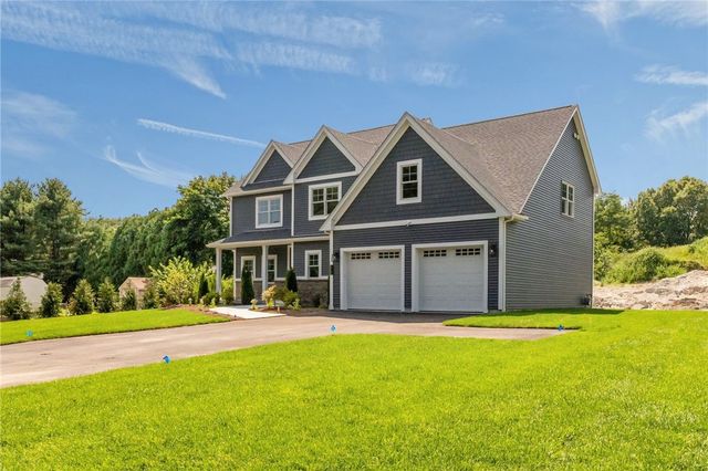 413 New River Road, Lincoln, RI 02838