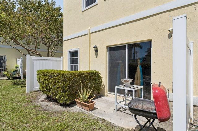 4008 NW 11th Drive, Lauderhill, FL 33313