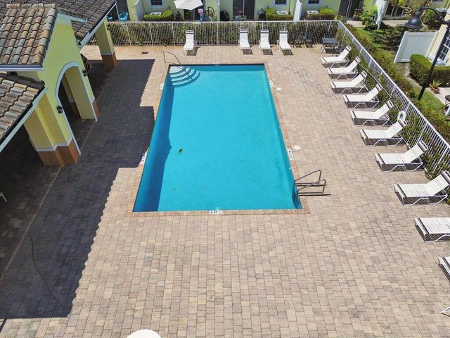 4008 NW 11th Drive, Lauderhill, FL 33313