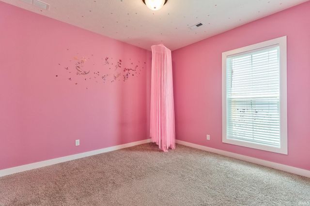 5579 Baywater Drive, Newburgh, IN 47630