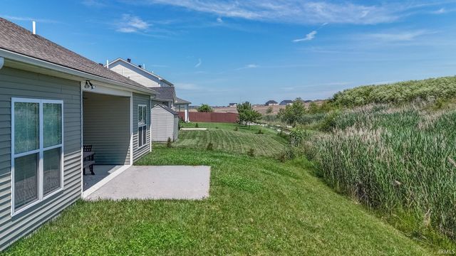 5579 Baywater Drive, Newburgh, IN 47630