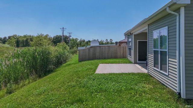 5579 Baywater Drive, Newburgh, IN 47630
