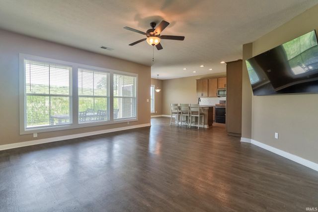 5579 Baywater Drive, Newburgh, IN 47630