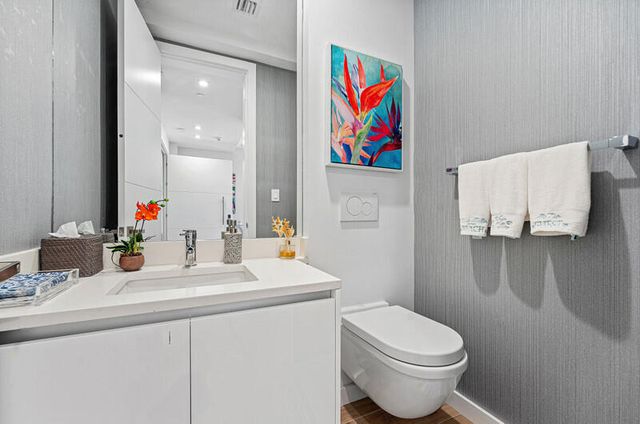 41 Isle Of Venice Drive Ph 502, Fort Lauderdale, FL 33301