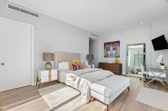 41 Isle Of Venice Drive Ph 502, Fort Lauderdale, FL 33301