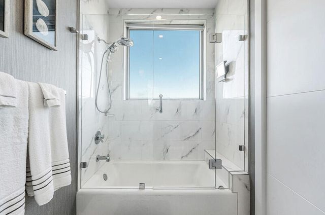 41 Isle Of Venice Drive Ph 502, Fort Lauderdale, FL 33301