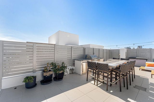 41 Isle Of Venice Drive Ph 502, Fort Lauderdale, FL 33301