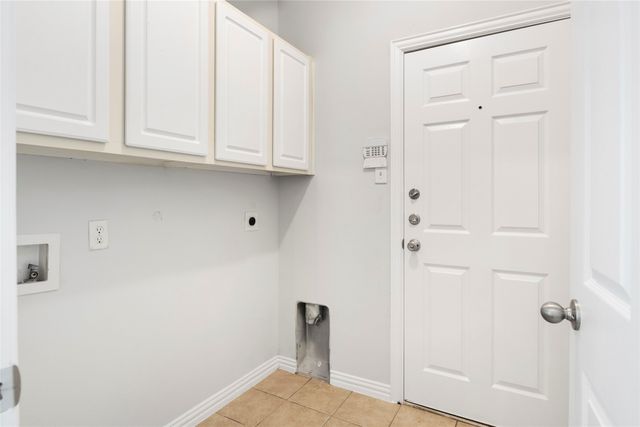 135 Springtree Street, Denton, TX 76209