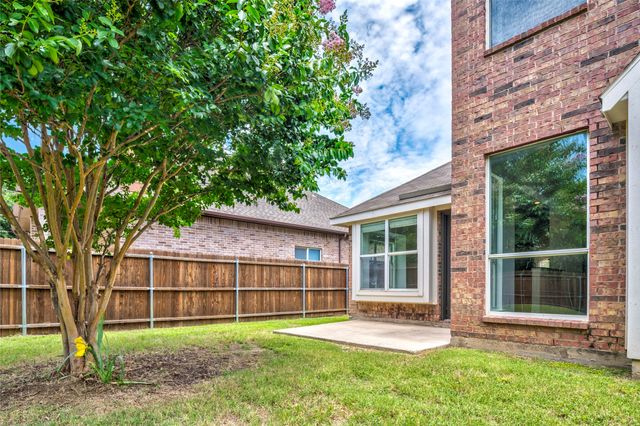135 Springtree Street, Denton, TX 76209
