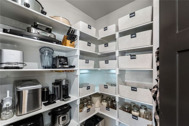 8 Rath Drive, Bella Vista, AR 72715