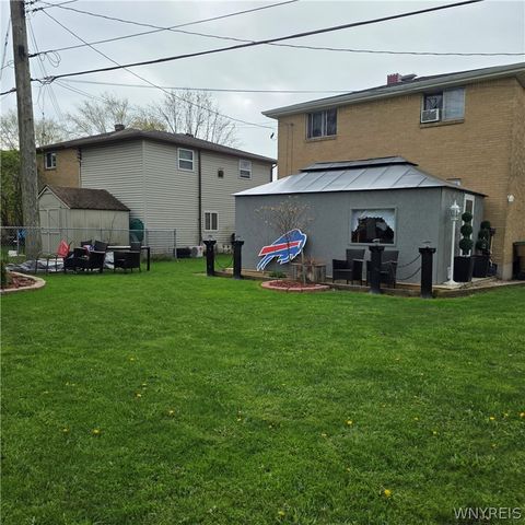 83 Sable Palm Drive, Cheektowaga, NY 14225