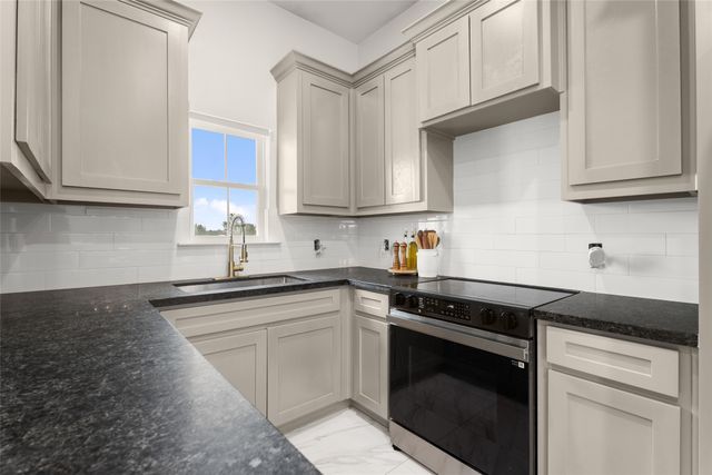 2340 VZ County 1905, Fruitvale, TX 75127