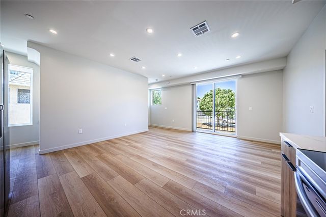 6094 La Prada, Los Angeles, CA 90042
