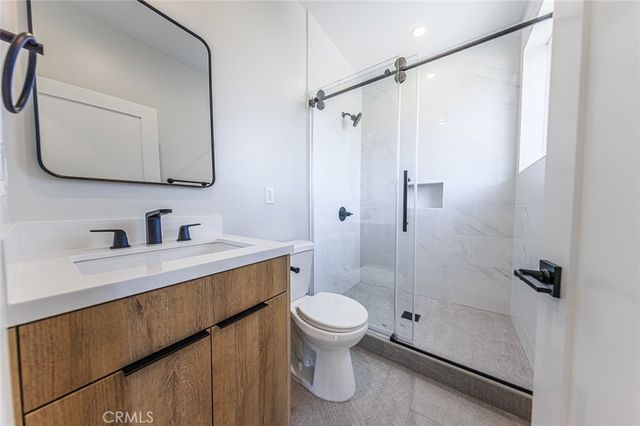 6094 La Prada, Los Angeles, CA 90042