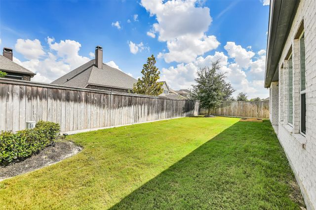 15226 Sandstone Outcrop Drive, Cypress, TX 77433