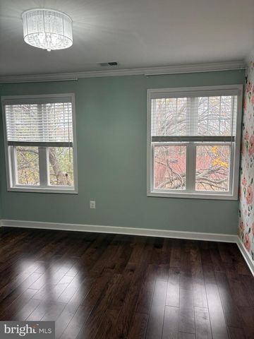 6445 FIRST ST, Alexandria, VA 22312