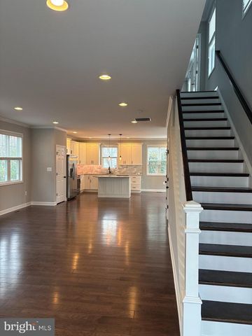 6445 FIRST ST, Alexandria, VA 22312