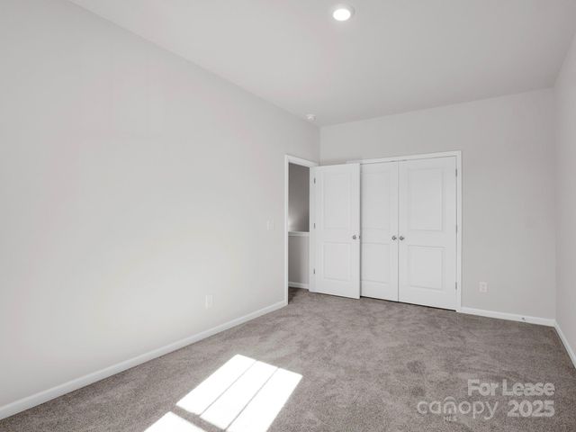 6147 Snowy Egret Avenue, Charlotte, NC 28214