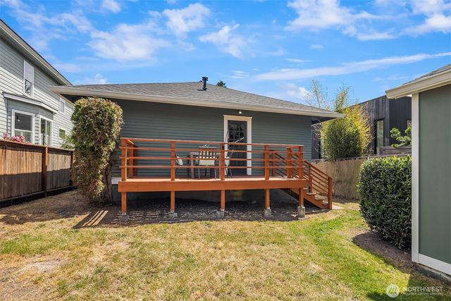 223 29th Avenue E, Seattle, WA 98112
