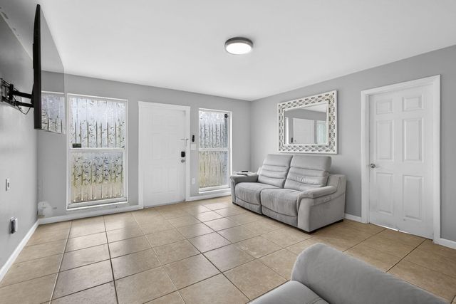 9141 Birmingham Drive, Palm Beach Gardens, FL 33410