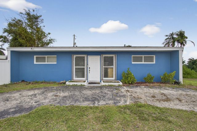 9141 Birmingham Drive, Palm Beach Gardens, FL 33410