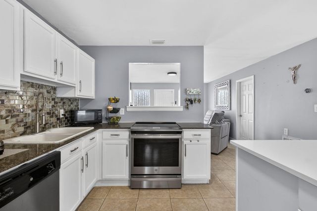 9141 Birmingham Drive, Palm Beach Gardens, FL 33410