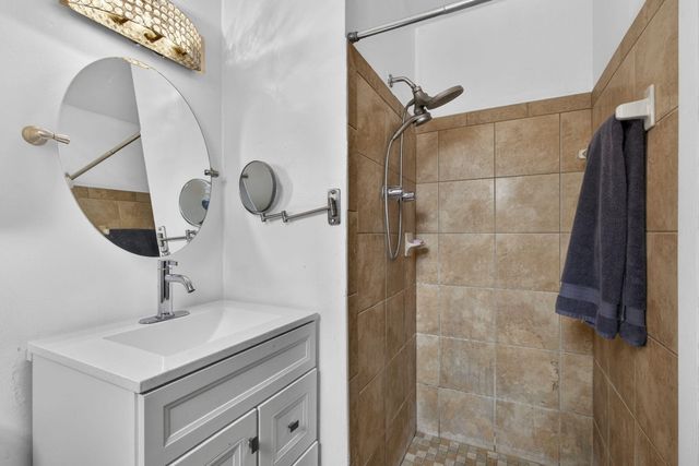 9141 Birmingham Drive, Palm Beach Gardens, FL 33410