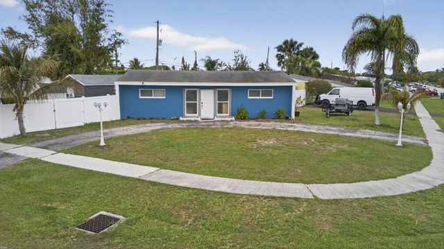 9141 Birmingham Drive, Palm Beach Gardens, FL 33410