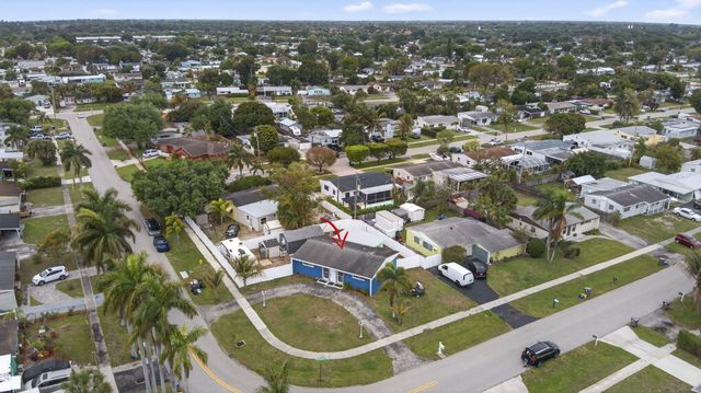 9141 Birmingham Drive, Palm Beach Gardens, FL 33410