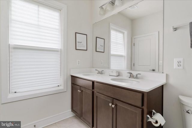 107 WAKE ROBIN CT, Lake Frederick, VA 22630