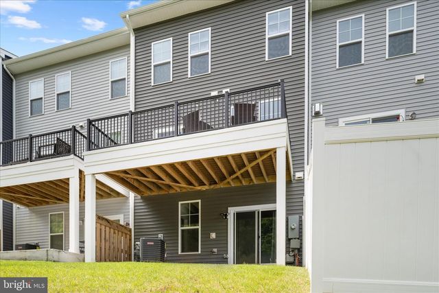 107 WAKE ROBIN CT, Lake Frederick, VA 22630