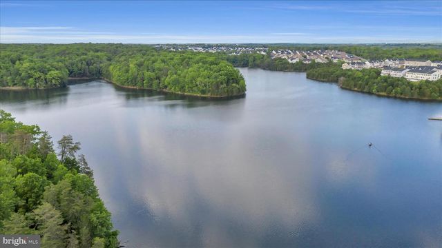 107 WAKE ROBIN CT, Lake Frederick, VA 22630