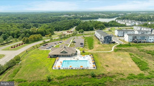 107 WAKE ROBIN CT, Lake Frederick, VA 22630