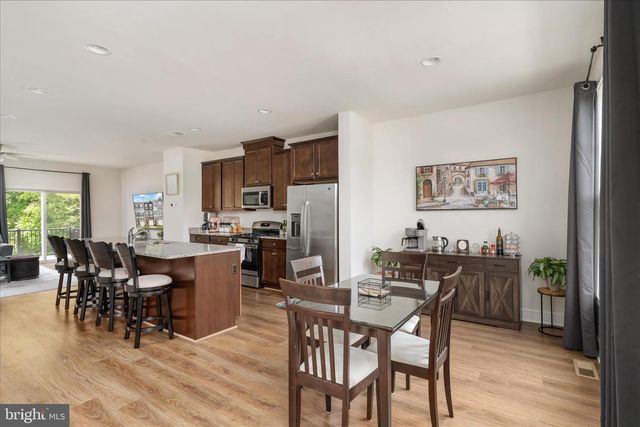 107 WAKE ROBIN CT, Lake Frederick, VA 22630
