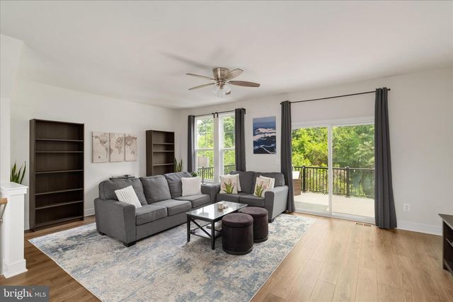 107 WAKE ROBIN CT, Lake Frederick, VA 22630