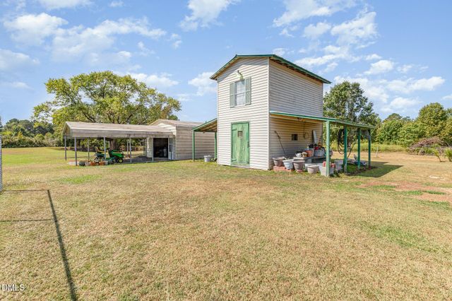 405 Woodruff Road, Selma, NC 27576