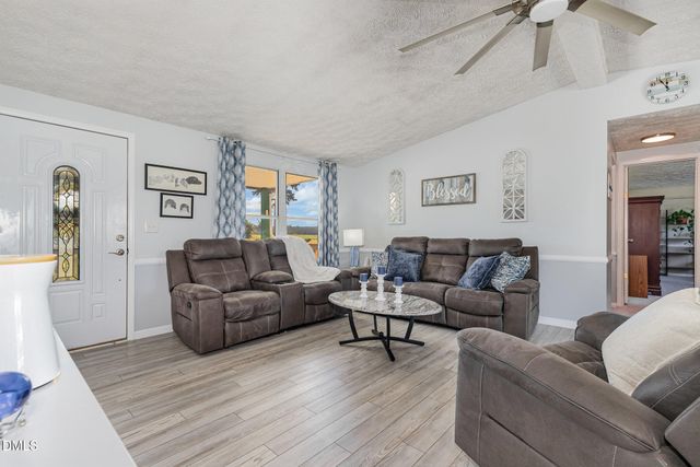 405 Woodruff Road, Selma, NC 27576