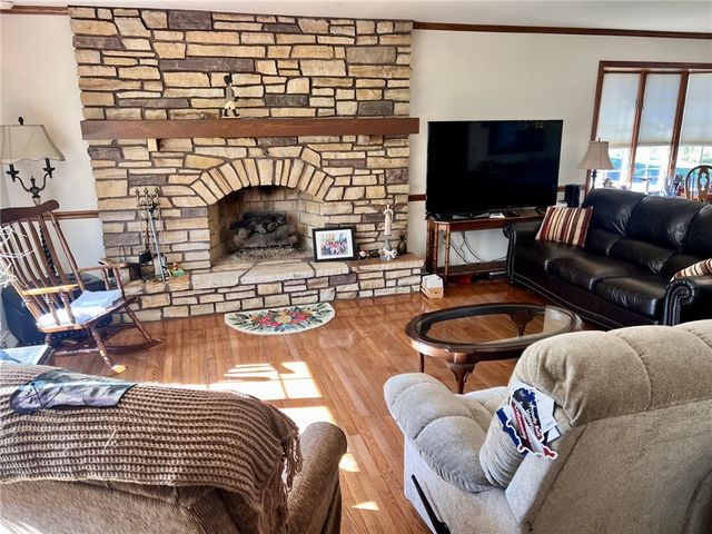 280 Derrick Ave, South Union Twp, PA 15401