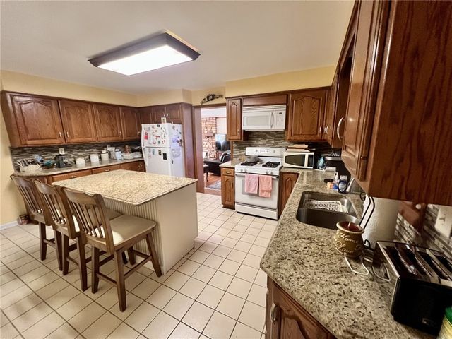 280 Derrick Ave, South Union Twp, PA 15401