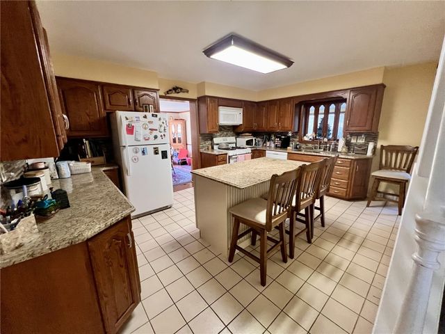 280 Derrick Ave, South Union Twp, PA 15401
