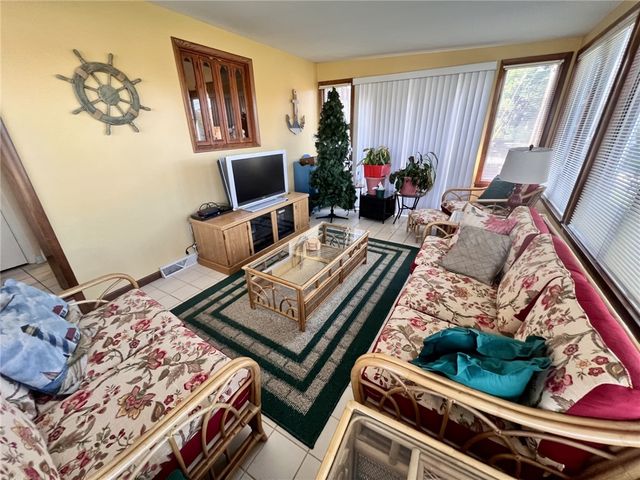 280 Derrick Ave, South Union Twp, PA 15401