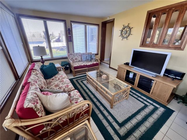 280 Derrick Ave, South Union Twp, PA 15401