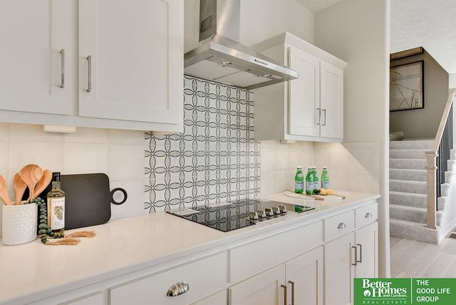 18827 Riviera Drive, Omaha, NE 68136