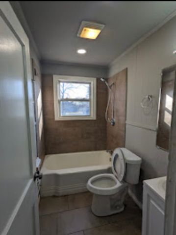 823 W 9th Street, Bonham, TX 75418