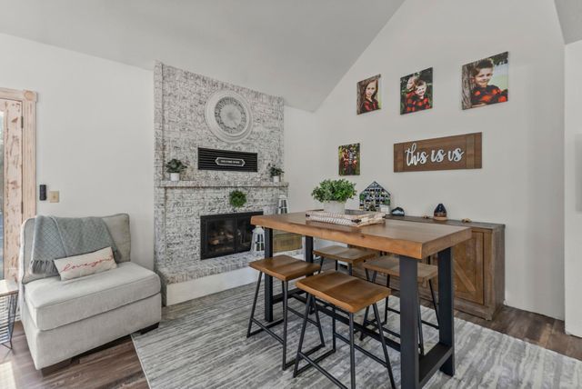 952 154th Lane NW, Andover, MN 55304