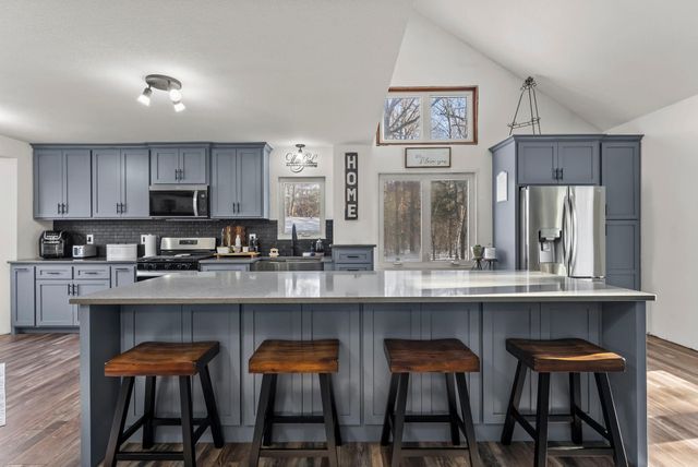 952 154th Lane NW, Andover, MN 55304