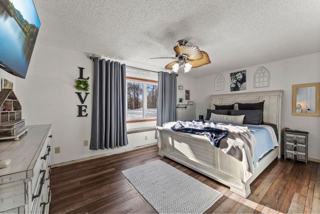 952 154th Lane NW, Andover, MN 55304