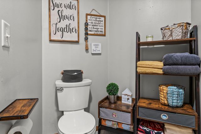 952 154th Lane NW, Andover, MN 55304